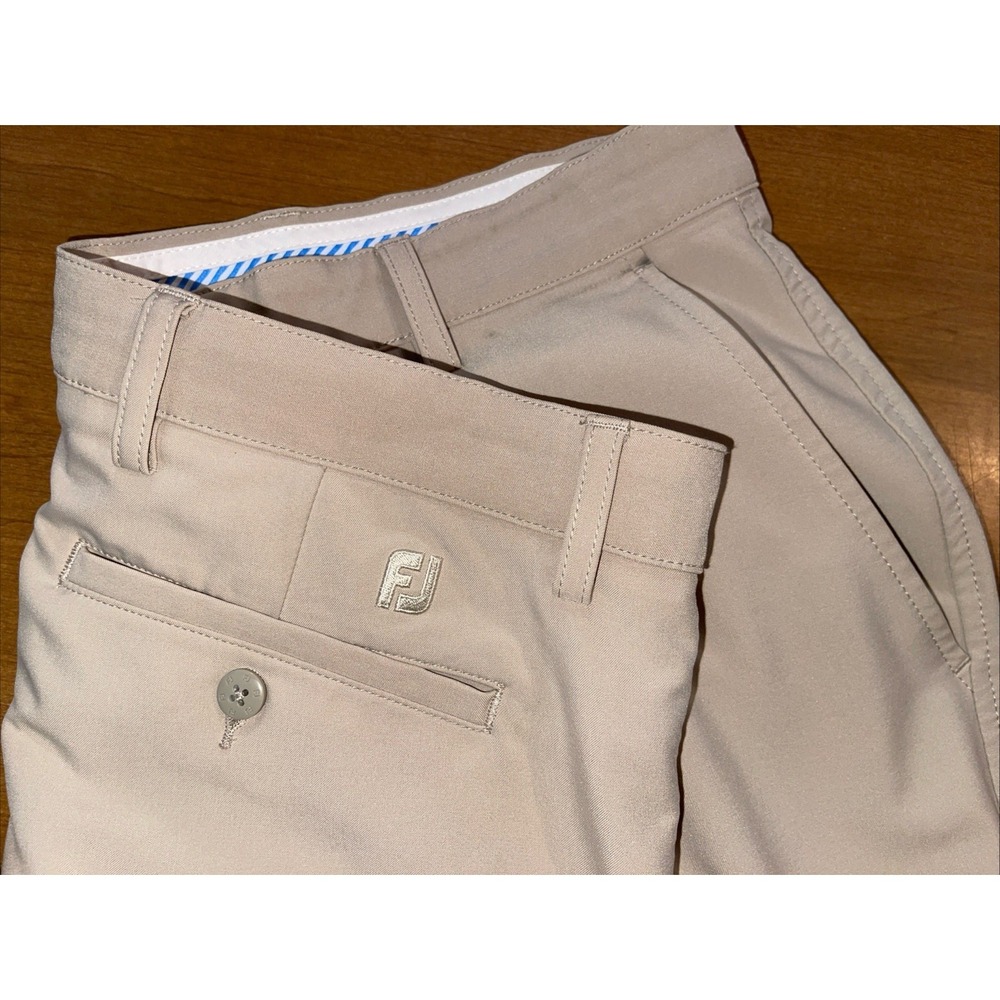 Footjoy Shorts Men 36 Beige Golf Preppy